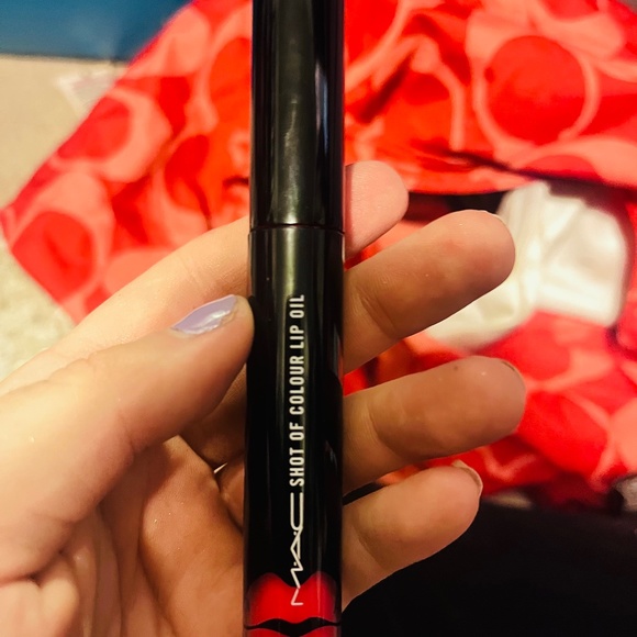 Mac Lipstick - Picture 1 of 1